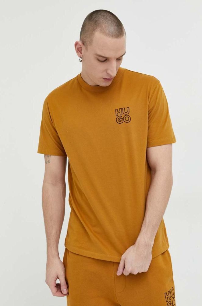 Бавовняна футболка HUGO колір коричневий з аплікацією