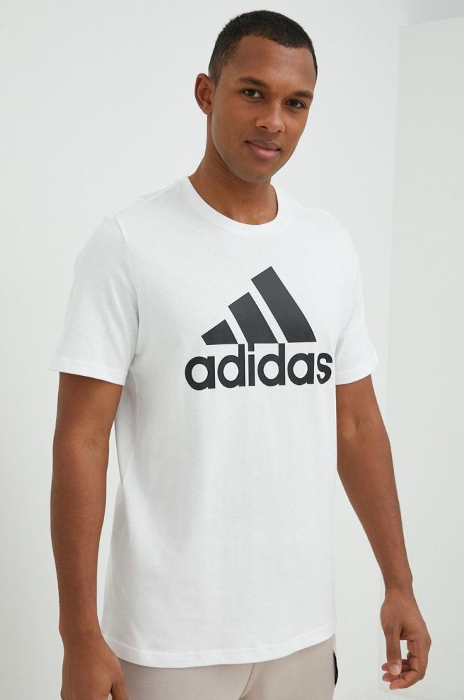 Бавовняна футболка adidas колір білий з принтом (2902769)