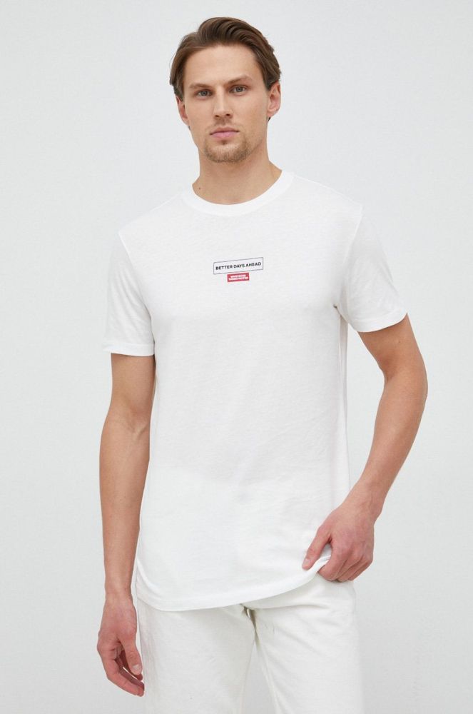 Бавовняна футболка United Colors of Benetton колір білий з принтом (2926580)