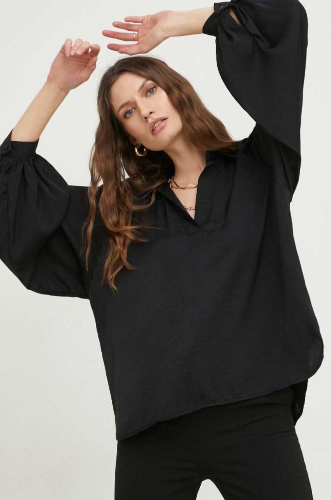 блузка Answear Lab жіноча колір чорний однотонна