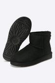 Замшеві чоботи UGG жіночі колір чорний 1016222.BLK-BLK Замшеві чоботи UGG жіночі колір чорний 1016222.BLK-BLK