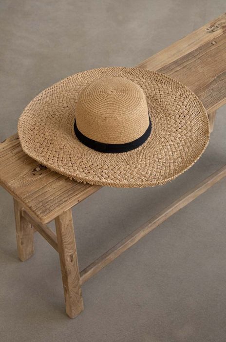 Капелюх Medicine жіночий колір бежевий (3261970)