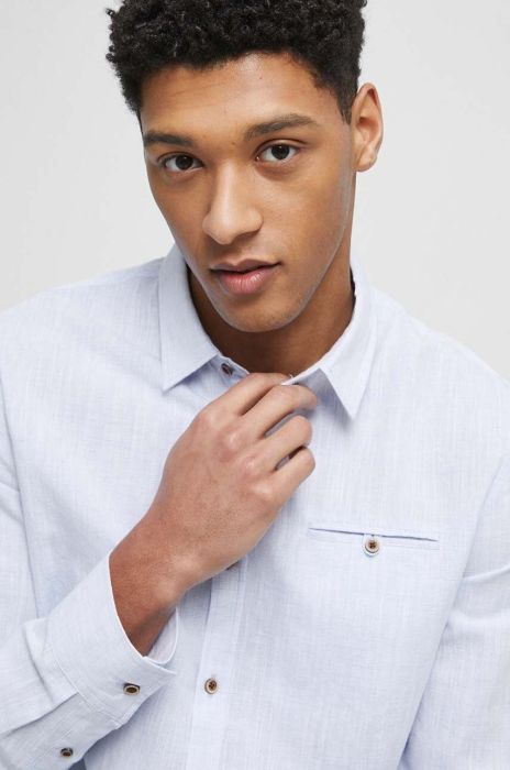 Сорочка з льону Medicine чоловіча regular класичний комір колір блакитний (3084267)