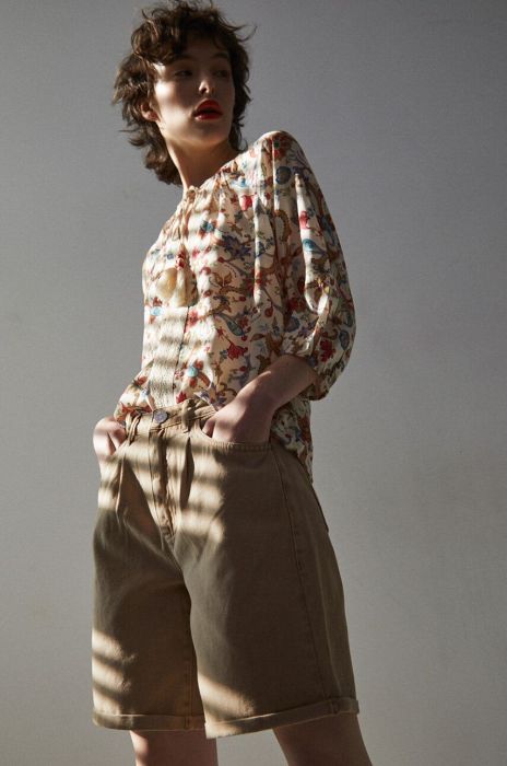 Джинсові шорти Medicine жіночі колір бежевий однотонні середня посадка