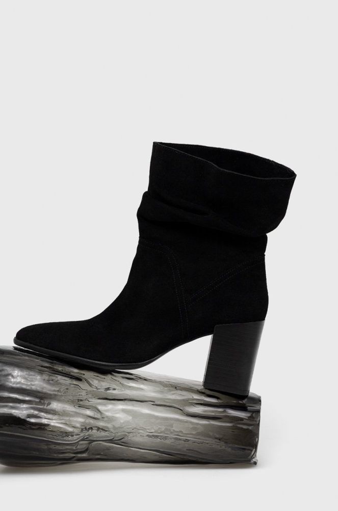 Замшеві черевики Medicine колір чорний каблук блок