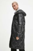 Пухове пальто Medicine жіночий колір чорний зимовий oversize (3680722)