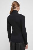 Светр Medicine жіночий колір чорний легкий гольф (3569360)