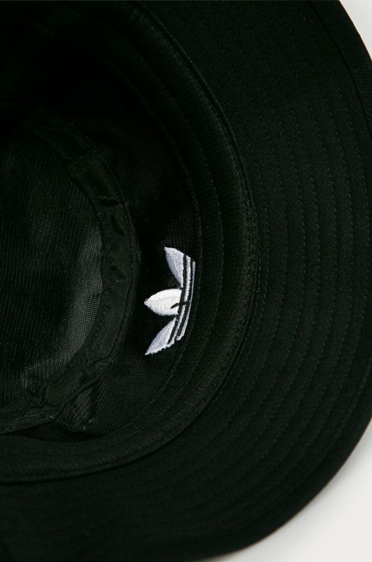 adidas Originals - Капелюх Adicolor Trefoil Bucket AJ8995.M-BLK/WHT колір чорний