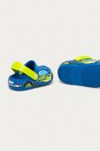 Дитячі шльопанці Crocs колір блакитний (1373228)