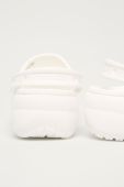 Шльопанці Crocs Classic Platform Clog жіночі колір білий 206750
