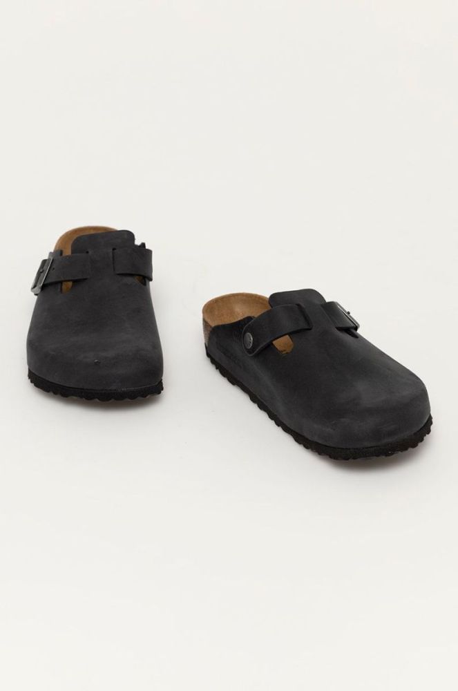 Замшеві шльопанці Birkenstock Boston SFB чоловічі колір чорний 59461 фото 2