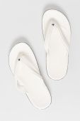 Crocs - В'єтнамки S.CROCBAND.FLIP.11033.M-ARMYGREEN/ колір білий Crocs - В'єтнамки S.CROCBAND.FLIP.11033.M-ARMYGREEN/ колір білий