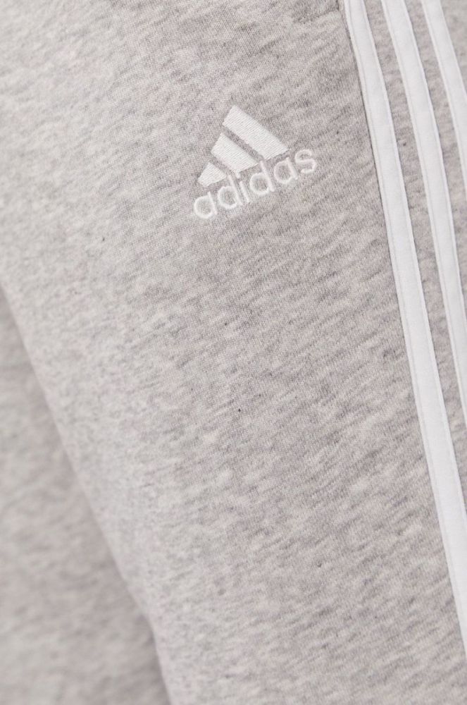 Штани adidas жіночі колір сірий з аплікацією фото 5