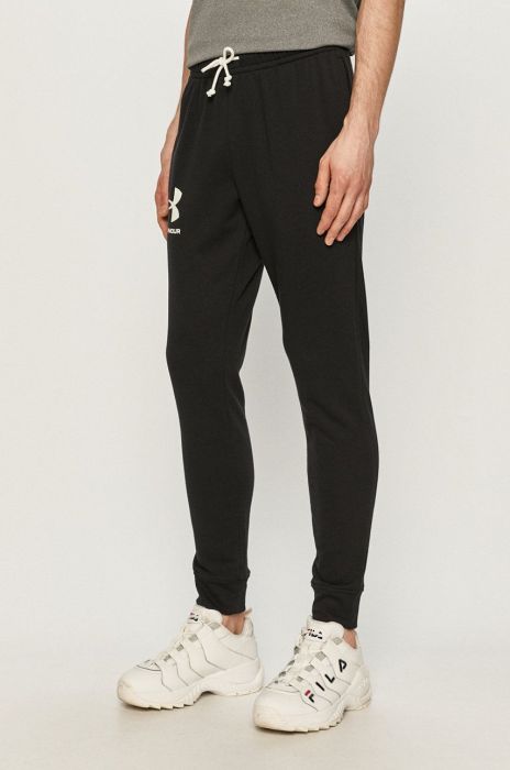 Штани Under Armour чоловічі колір чорний однотонні 1361642-001