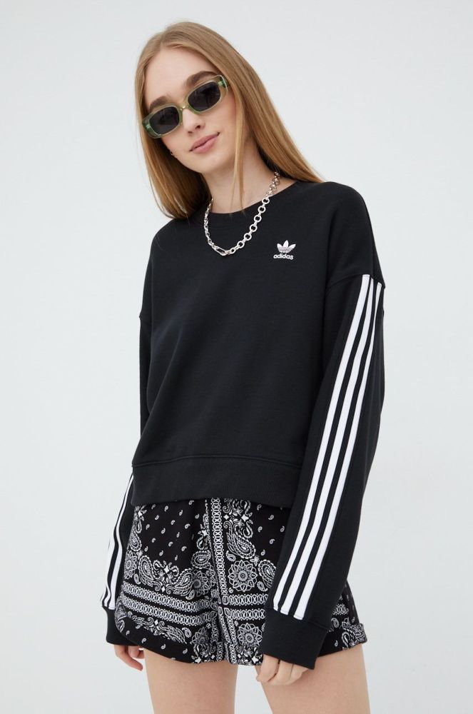 Бавовняна кофта adidas Originals Adicolor HC2064 жіноча колір чорний з аплікацією HC2064-BLACK