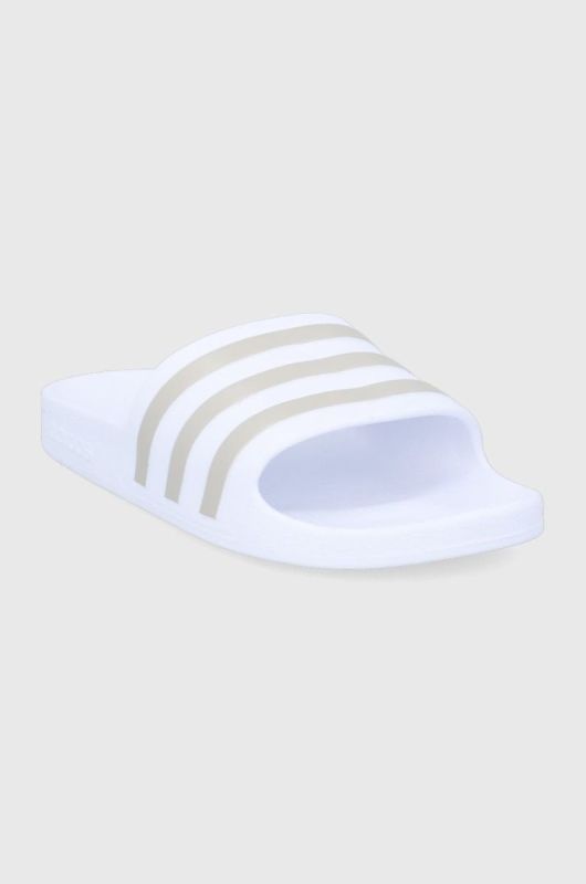 Шльопанці adidas Adilette жіночі колір білий (1888802) фото 2