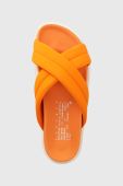 Шльопанці Surface Project жіночі колір помаранчевий на платформі