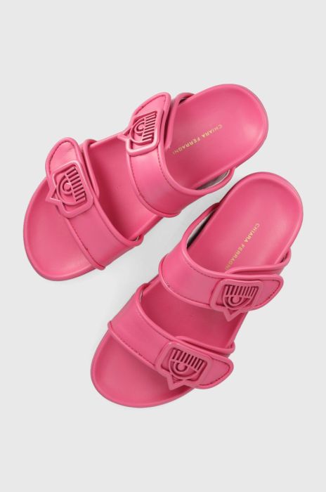 Шльопанці Chiara Ferragni жіночі колір рожевий на платформі (2348921)