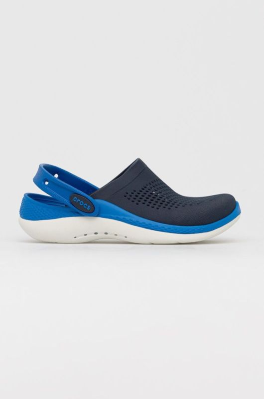 Шльопанці Crocs колір синій (2242440)