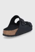 Шльопанці Birkenstock Arizona чоловіче колір чорний Regular Width 1019098-Black