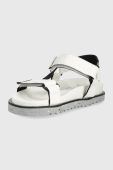 Сандалі Surface Project жіночі колір білий на платформі