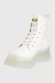 Черевики Buffalo жіночі колір білий на платформі (2140472)