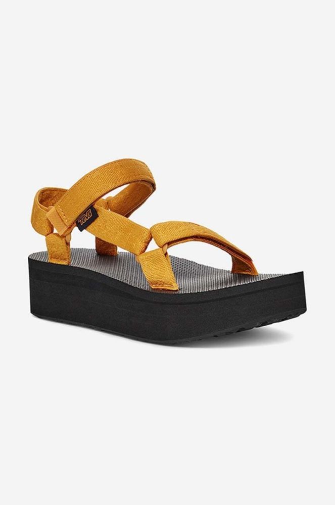 Сандалі Teva Flatform Universal Vegan жіночі колір жовтий на платформі 1008844.TTSN-TTSN фото 4