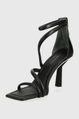 Шкіряні сандалі Guess Leance колір чорний