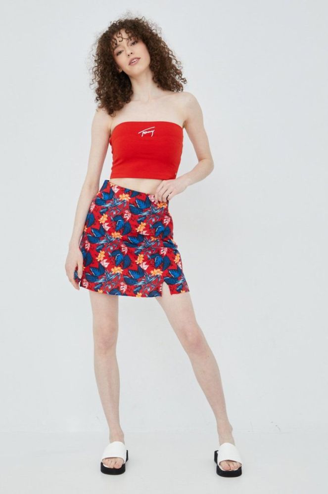 Спідниця Tommy Jeans колір червоний mini розкльошена (2412922) фото 2