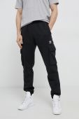 Штани adidas Originals HE6989 Adicolor Essentials Trefoil Cargo Pants чоловічі колір чорний гладкі HE6989-BLACK