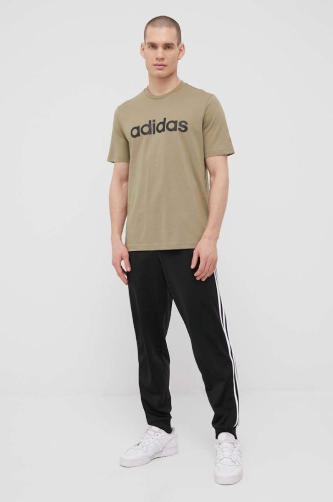 Штани adidas чоловічі колір чорний з аплікацією (2080773) фото 2