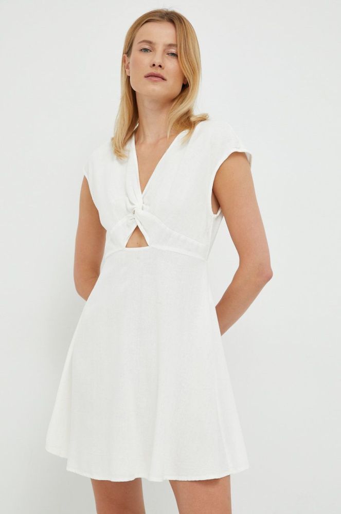Сукня з домішкою льону Vero Moda колір білий mini розкльошена
