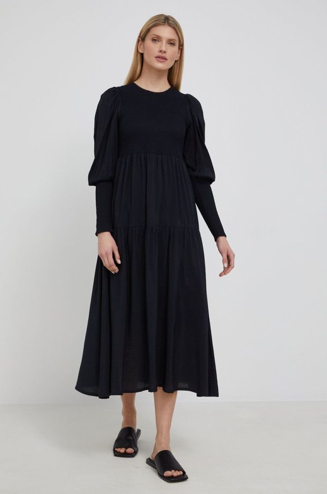 Сукня Gestuz колір чорний maxi розкльошена (2061357)