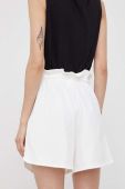 Бавовняні шорти United Colors of Benetton жіночі колір білий однотонні висока посадка