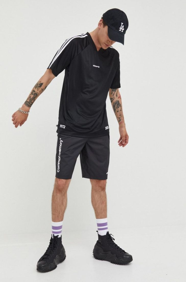 Купальні шорти adidas Originals чоловічі колір чорний з принтом