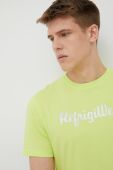Бавовняна футболка RefrigiWear колір зелений з принтом