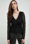 Блузка Guess жіноча колір чорний однотонна (2896109)