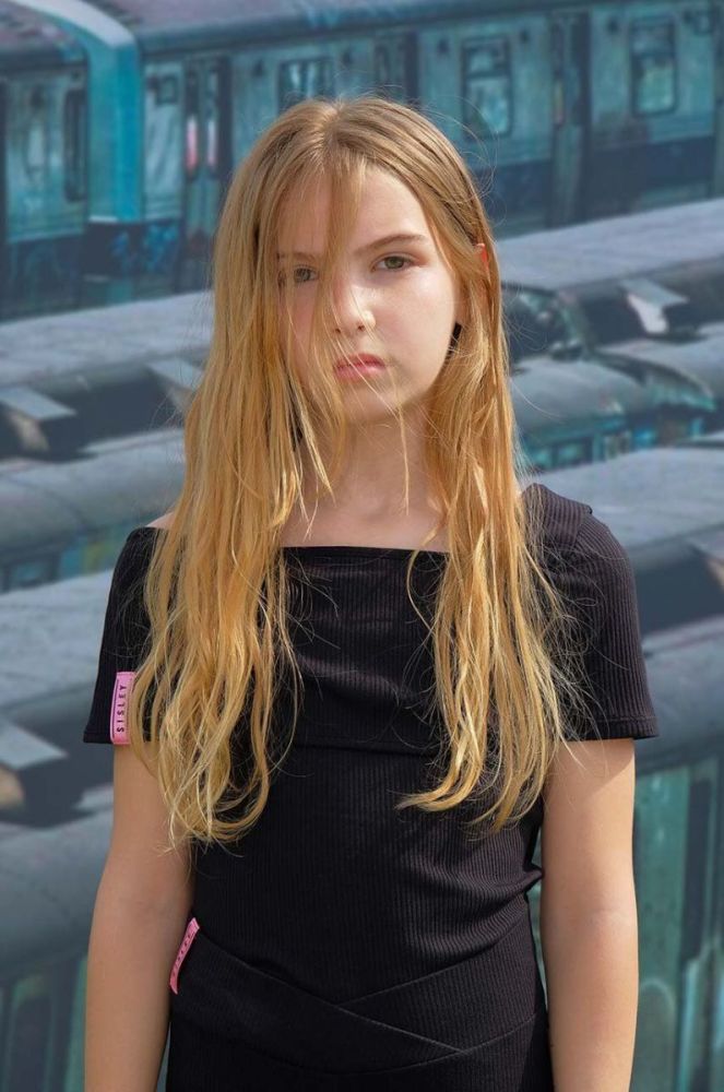 Дитяча футболка Sisley колір чорний фото 5