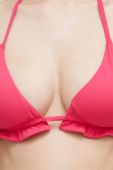 Купальний бюстгальтер United Colors of Benetton колір рожевий злегка ущільнена чашечка (3294668)