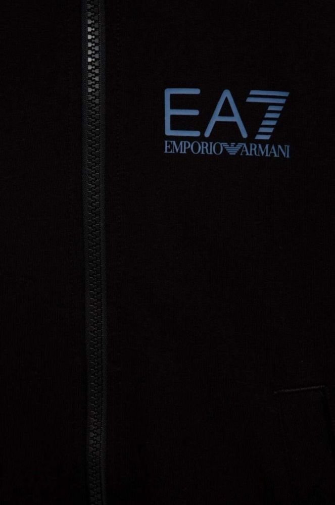 Дитяча бавовняна кофта EA7 Emporio Armani колір чорний з капюшоном з принтом (3021936) фото 3
