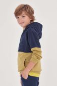 Дитяча кофта Mayoral колір синій з капюшоном з принтом (2939199)