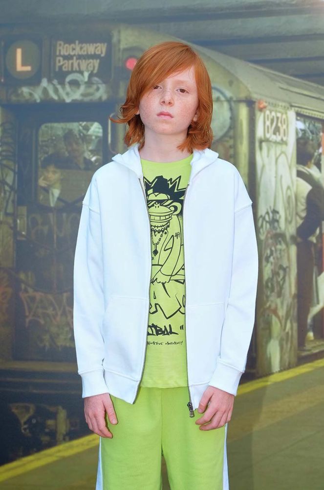 Дитяча бавовняна кофта Sisley колір білий з капюшоном з принтом