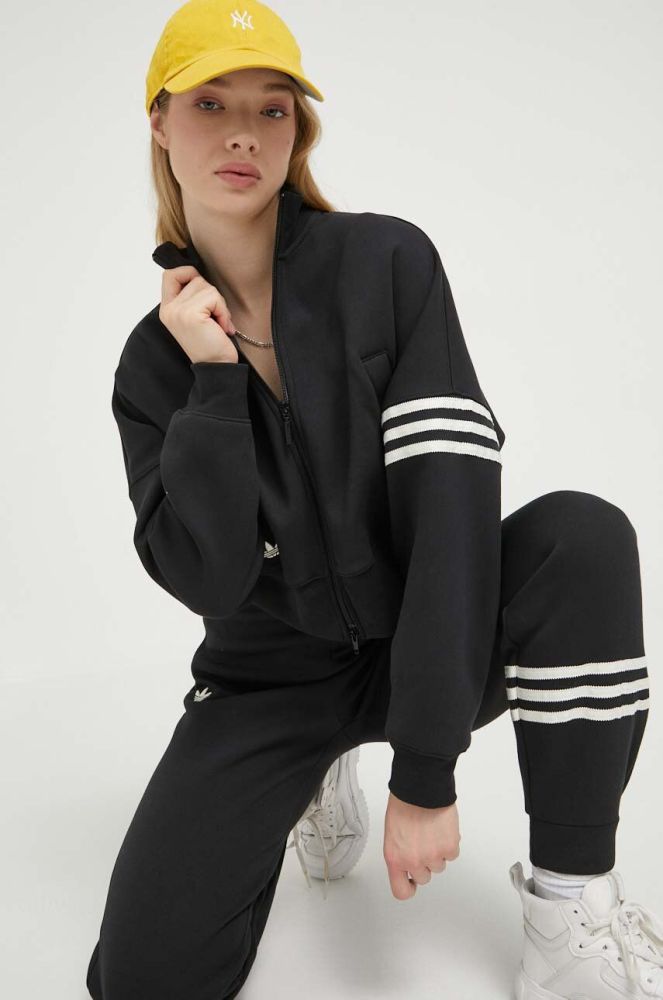 Кофта adidas Originals Neuclassics Tracktop жіноча колір чорний з аплікацією IB7317-black