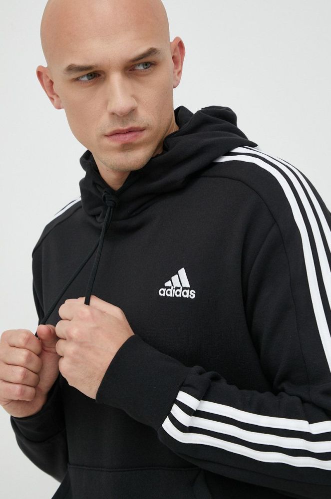 Бавовняна кофта adidas чоловіча колір чорний з капюшоном з аплікацією (2885189)