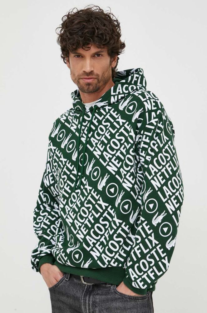 Бавовняна кофта Lacoste x Netflix чоловіча колір зелений з капюшоном візерунок
