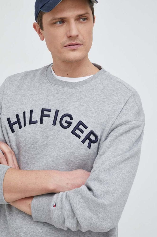 Кофта Tommy Hilfiger чоловіча колір сірий з аплікацією (3038977)