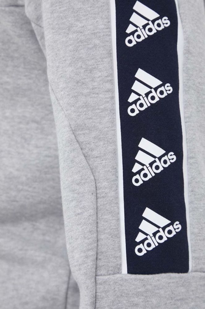 Бавовняна кофта adidas чоловіча колір сірий з капюшоном з принтом (3233285) фото 4