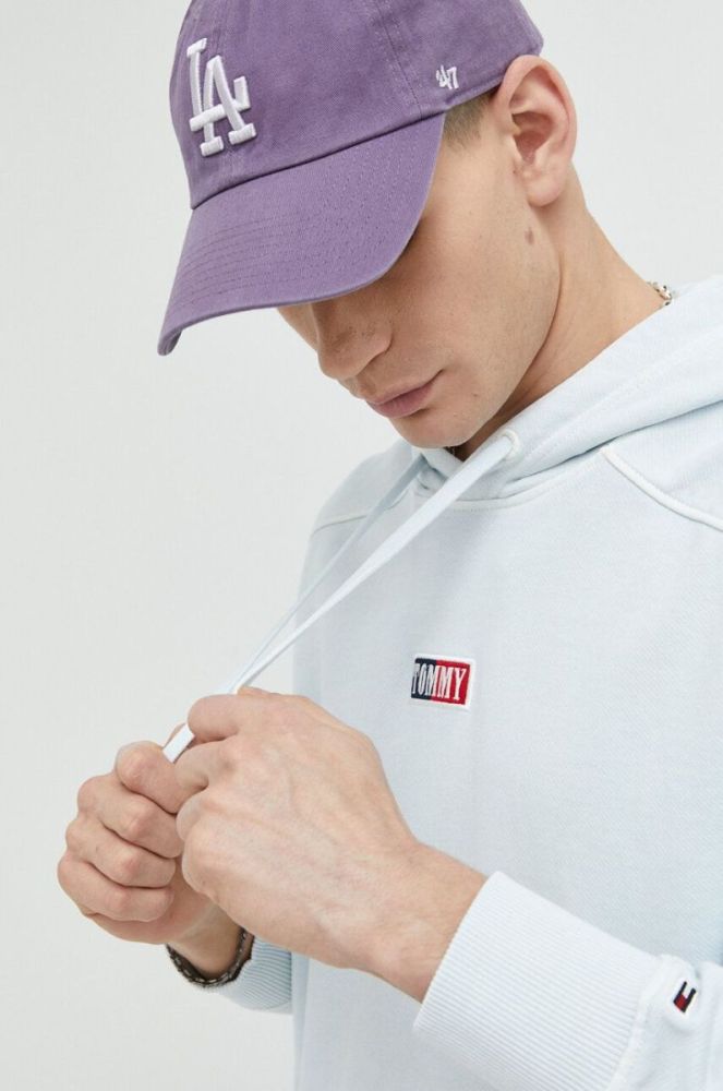 Бавовняна кофта Tommy Jeans чоловіча з капюшоном однотонна колір блакитний (2973843) фото 4