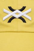 Дитяча бавовняна кепка United Colors of Benetton колір жовтий з аплікацією