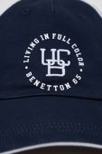 Бавовняна бейсболка United Colors of Benetton колір синій з аплікацією (3077435)